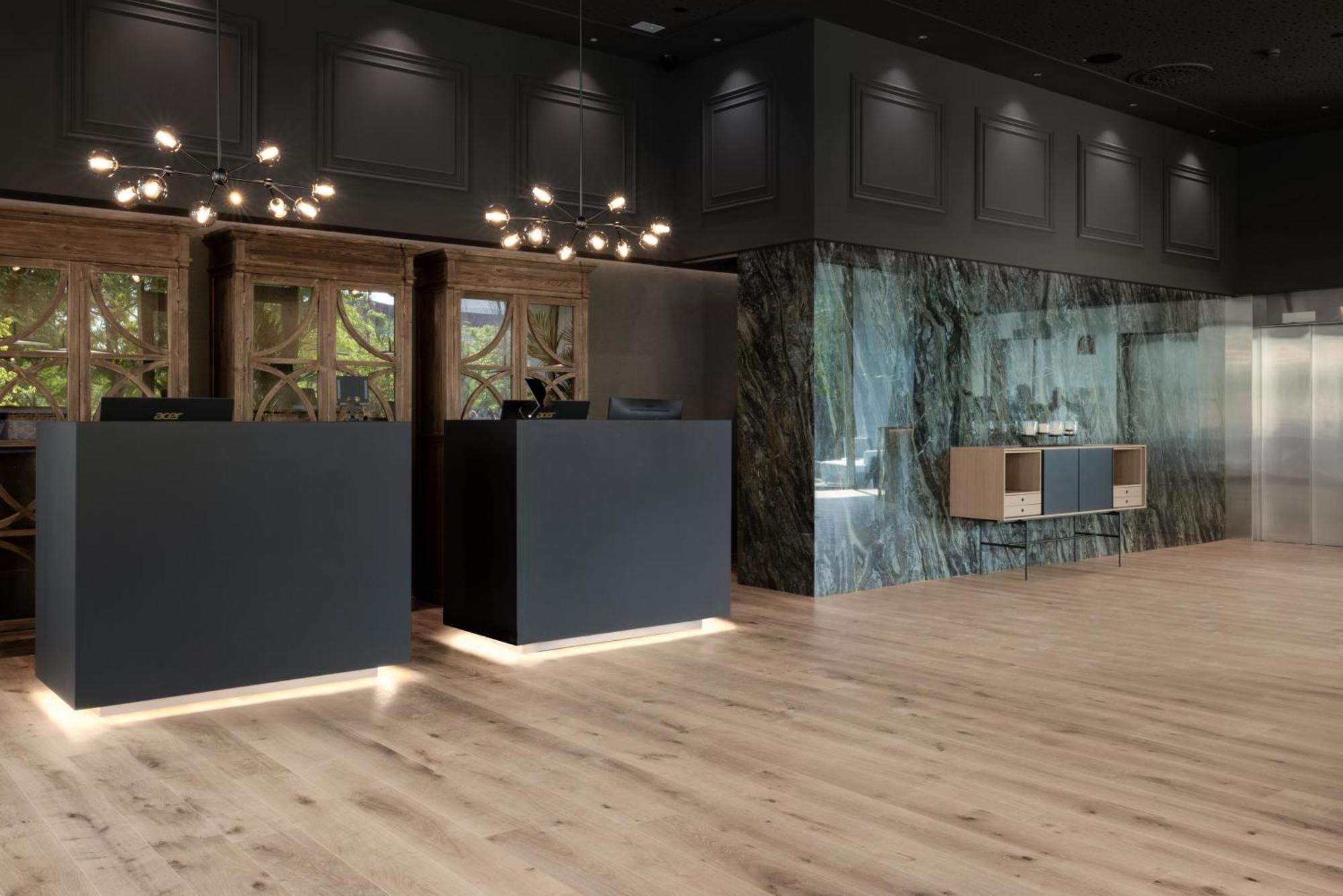 Hotel Sb Win 4 Sup Sant Feliu de Llobregat Bagian luar foto